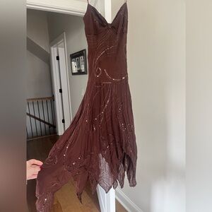 American Vintage Asymmetrical Brown Dress